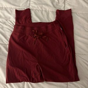 Jewel Jogger - Vineyard Dark Red - XL